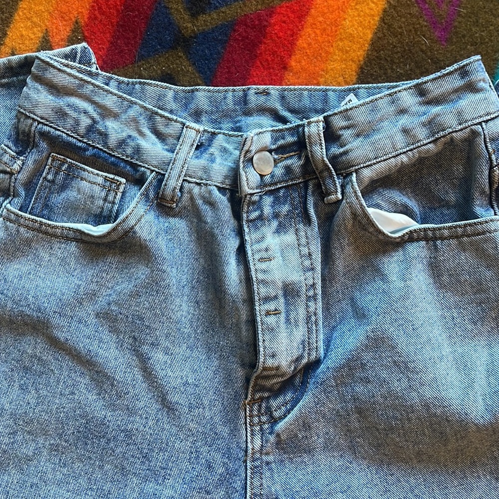 Women’s Jeans - Picture 5 of 8